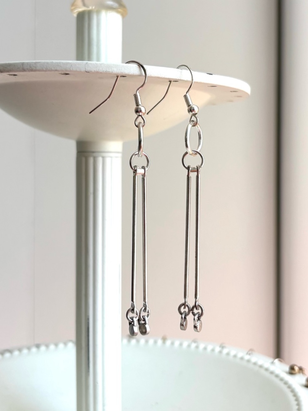 Handmade NWOT Silver Dangle Lightweight Earrings